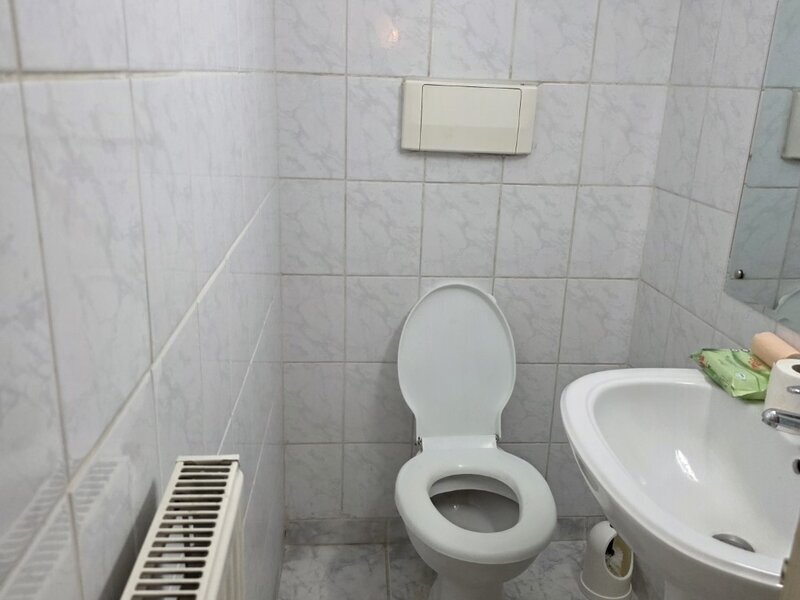 Piata Muncii, 5 minute metrou, chiar pe Decebal, bloc 1991, vedere mixta